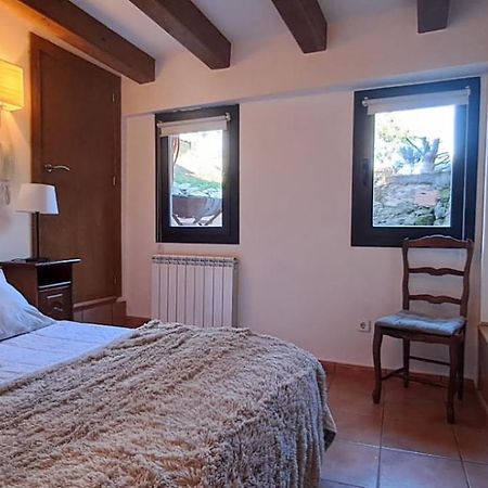 Alojamiento Compartido Cantroncxic San Pedro de Torelló 외부 사진